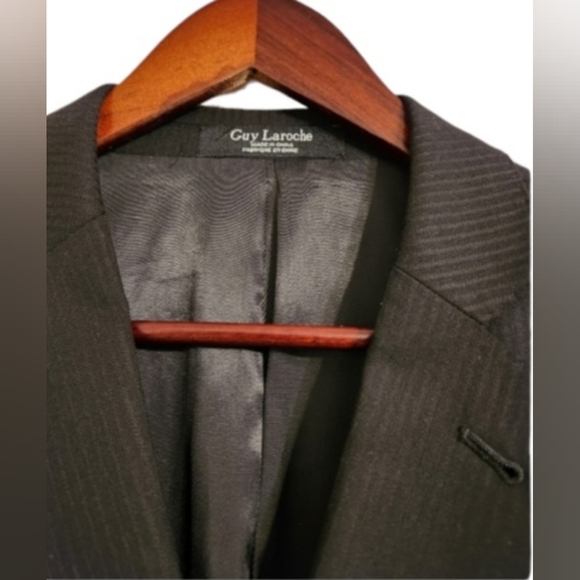 Guy Laroche Paris Pinstripe Black Blazer Guy Laroche - Picture 2 of 5
